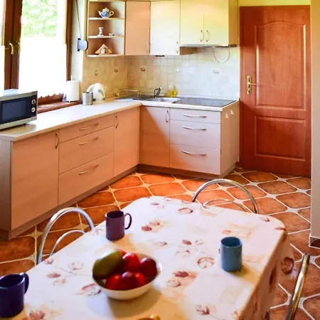 Semi-detached House With Fireplace, Rowy Casa vacanze